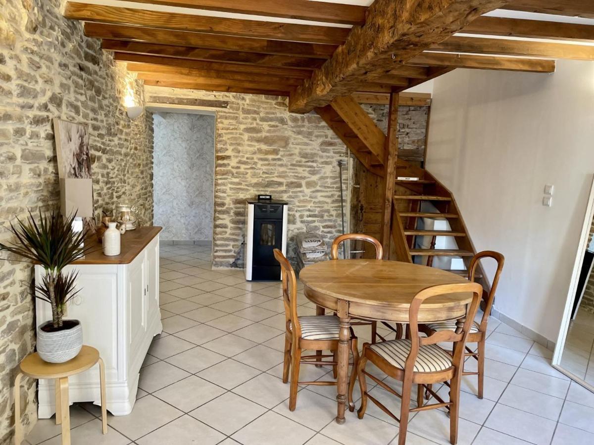 Les Glycines Villa Hieres-Sur-Amby Dış mekan fotoğraf