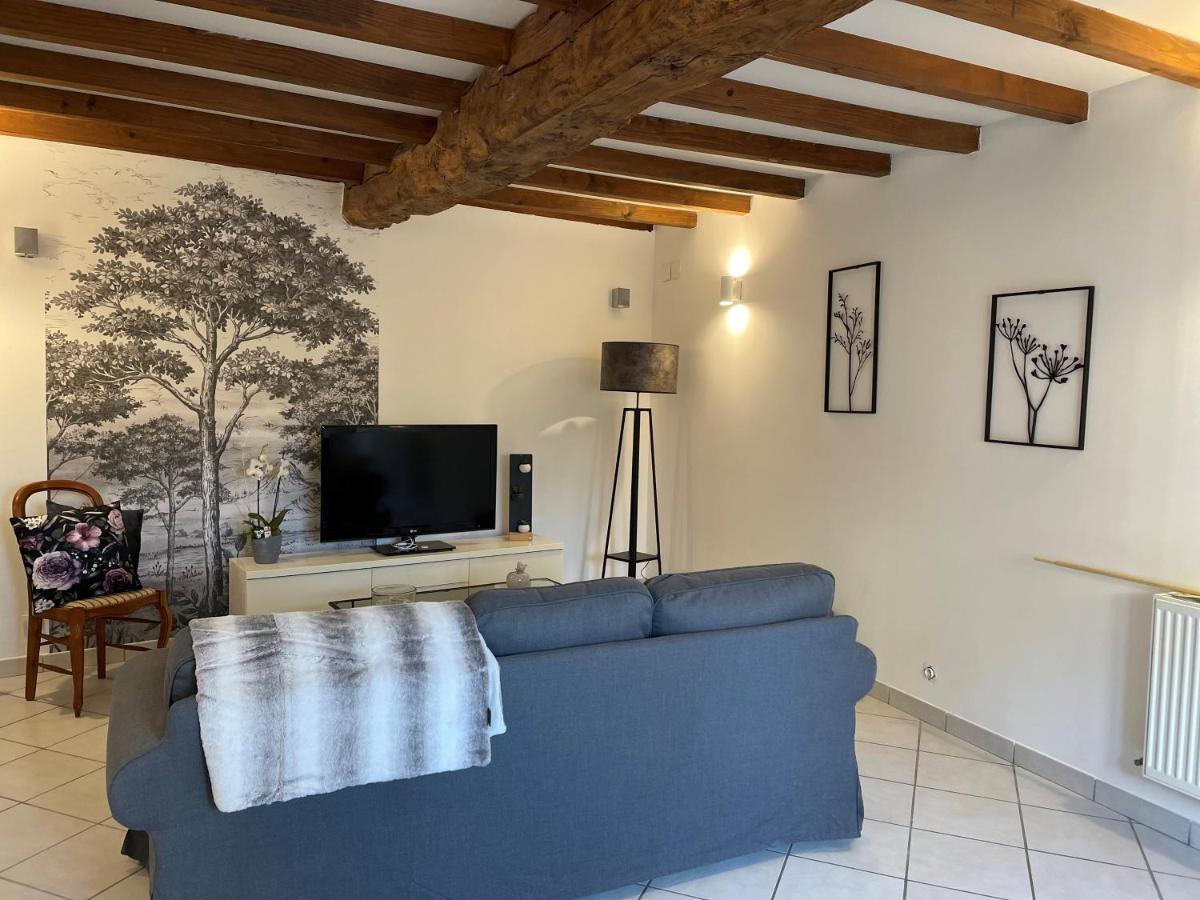 Les Glycines Villa Hieres-Sur-Amby Dış mekan fotoğraf