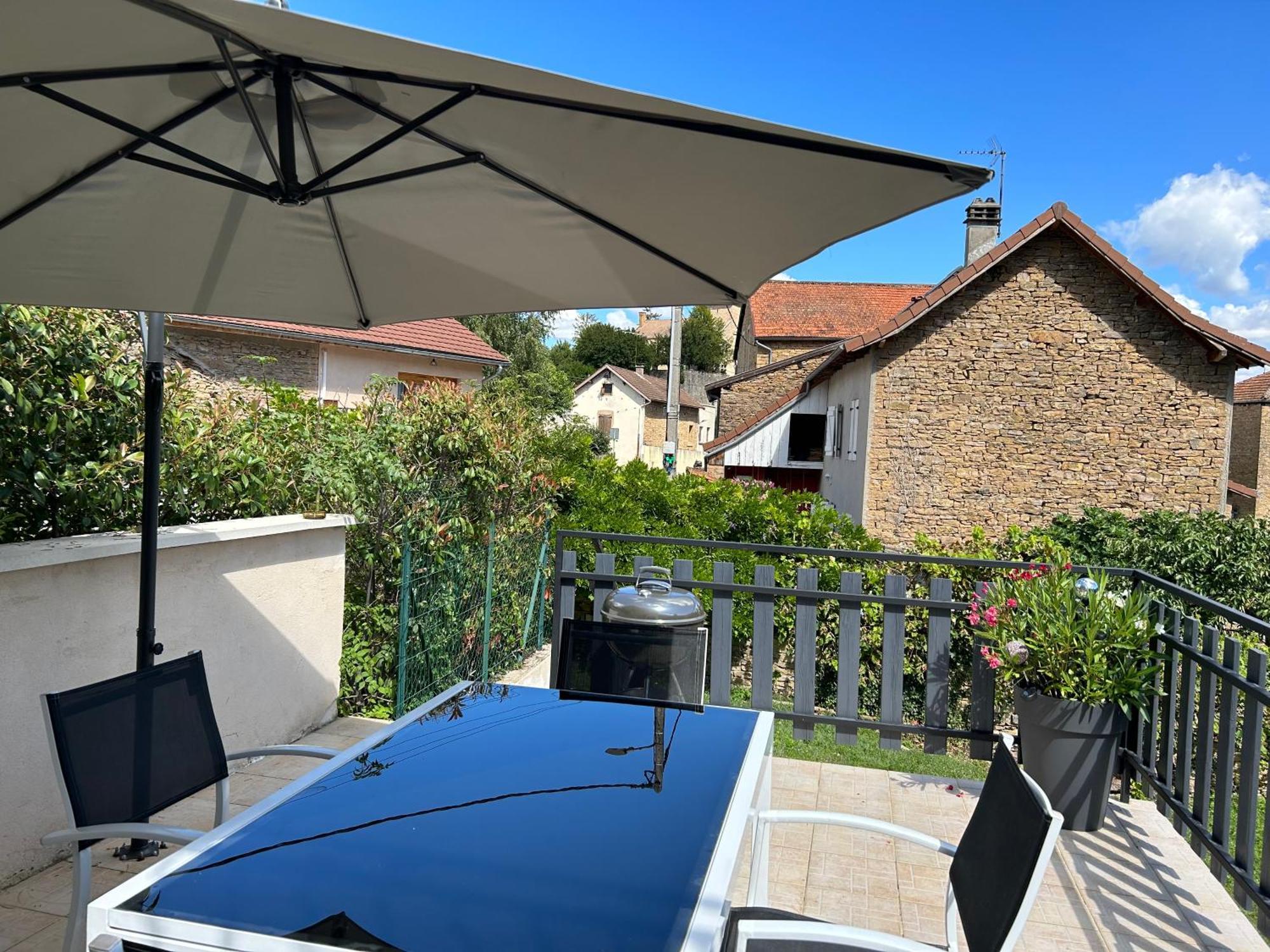 Les Glycines Villa Hieres-Sur-Amby Dış mekan fotoğraf